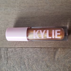 New Kylie gloss in yesss girl